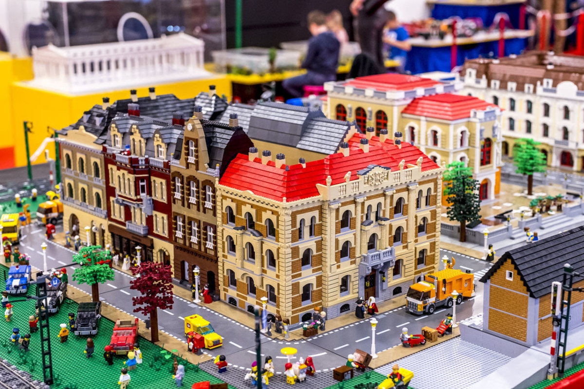 An image of a "LEGO city" you could build at the "Springfield Brick Convention."