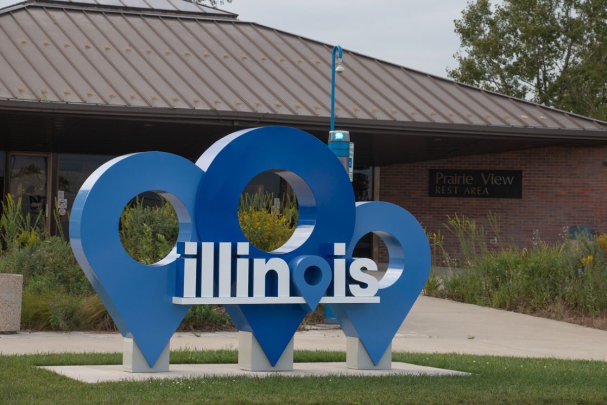 The visitor information center at the Prairie View Rest Area off Interstate 57 is one of the eight sites set to close at the end of the month. The rest stops in those locations will continue operating. (Capitol News Illinois photo by Maggie Dougherty)