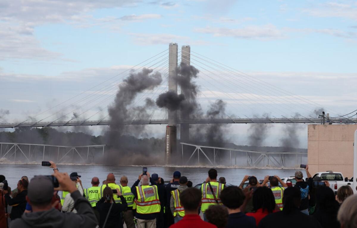 State officials set off explosives to bring the old Chester Bridge down on Monday, Sept. 28, 2026. (Adam Gunther, Saluki Local Reporting Lab)